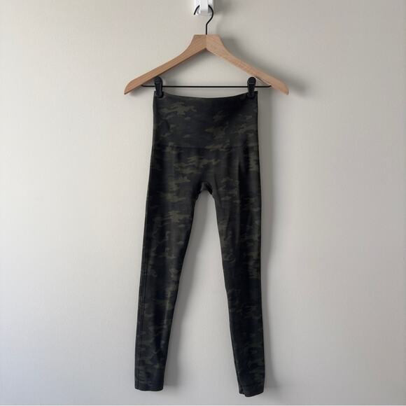 Spanx Camo Print High Waist Leggings Camouflage stretch casual Athleisure active - Picture 1 of 6